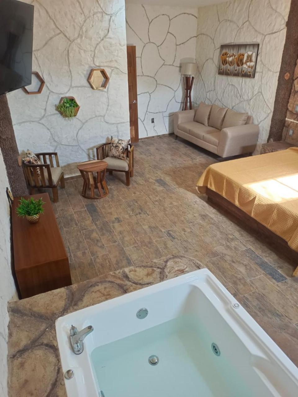 Hotel Spa El Gran Coral By Rotamundos Jocotepec Bagian luar foto