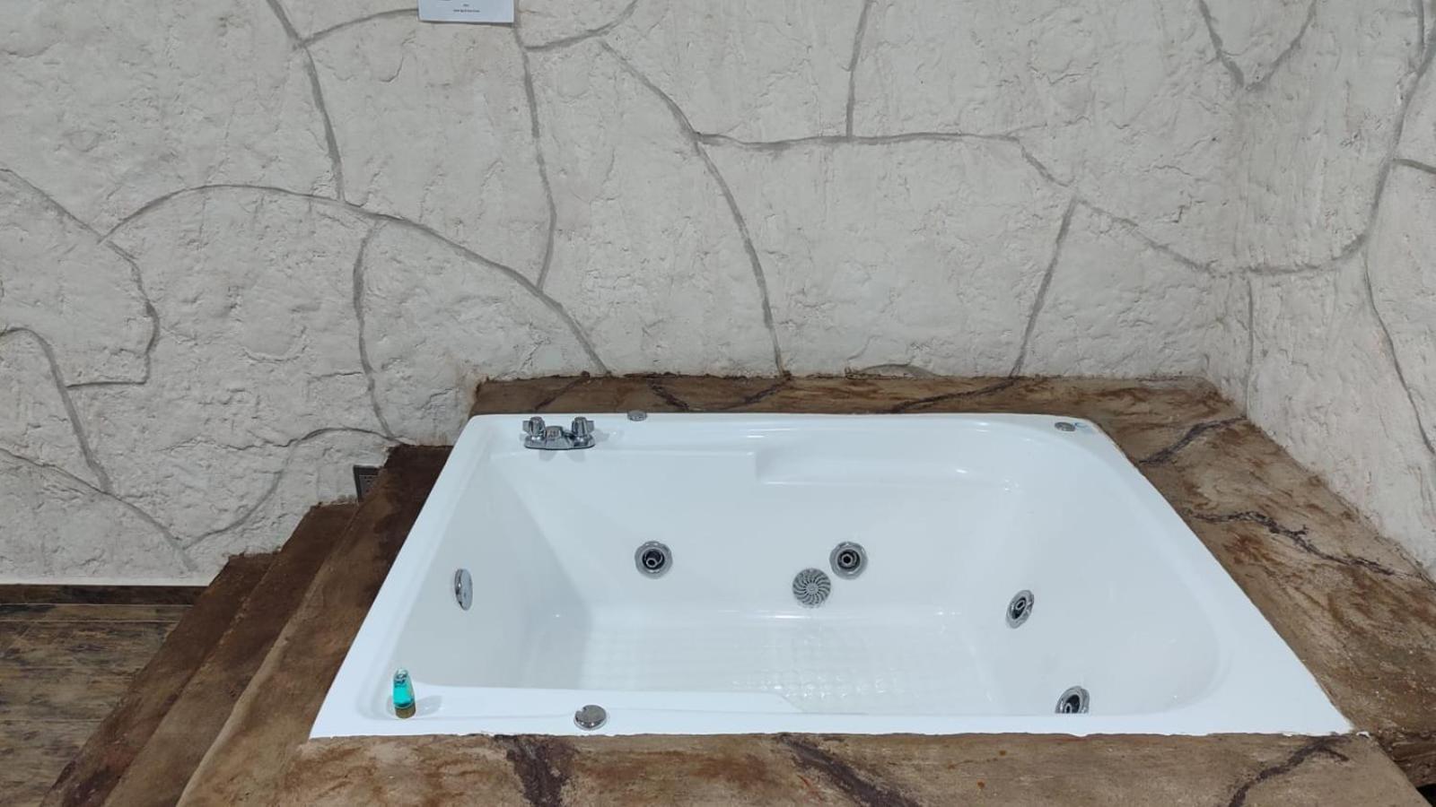 Hotel Spa El Gran Coral By Rotamundos Jocotepec Bagian luar foto